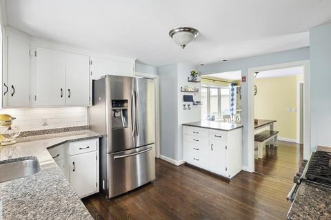 19 Cherry Ave, Stoneham, MA 02180 photo 7