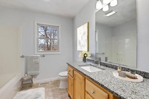 16 Washington St, Reading, MA 01867 photo 18