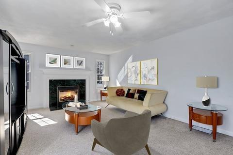 16 Washington St, Reading, MA 01867 photo 7