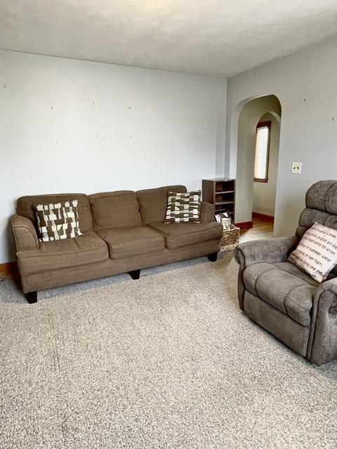 49 Ridgewood Rd, Chicopee, MA 01013 photo 5