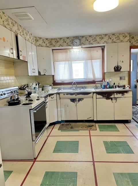 49 Ridgewood Rd, Chicopee, MA 01013 photo 7