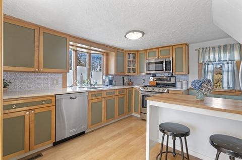 3 Pickering Ct, Danvers, MA 01923 photo 8