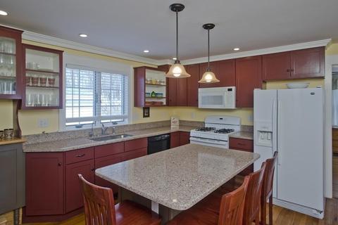 39 Pine St, Northampton, MA 01062 photo 19