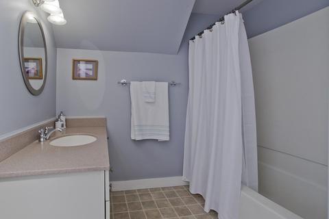 39 Pine St, Northampton, MA 01062 photo 36