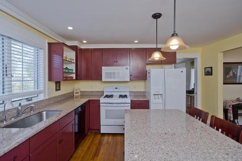 39 Pine St, Northampton, MA 01062 photo 18