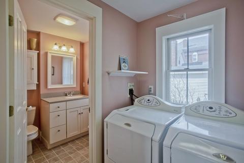 39 Pine St, Northampton, MA 01062 photo 27