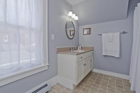39 Pine St, Northampton, MA 01062 photo 35