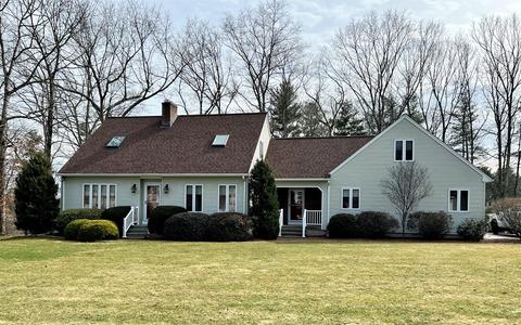 7 Shine Ave, Dudley, MA 01571 photo 1