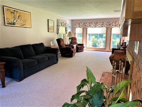 7 Shine Ave, Dudley, MA 01571 photo 25
