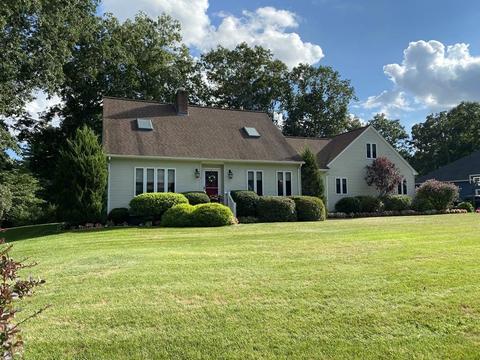 7 Shine Ave, Dudley, MA 01571 photo 2