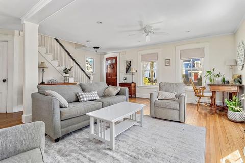 41 Pleasant St, Needham, MA 02492 photo 3