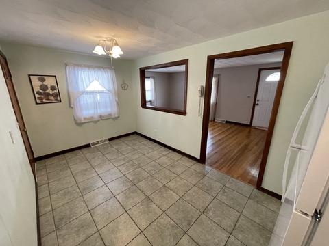 94 Pineview Dr, Springfield, MA 01119 photo 9