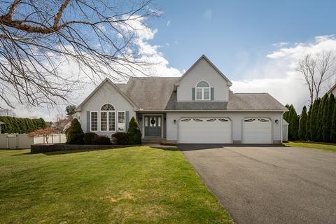 20 Bayberry Dr, Easthampton, MA 01027 photo 1