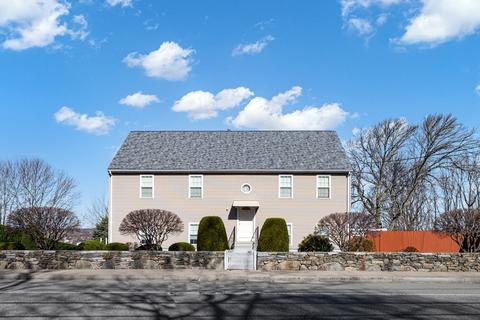 5272 N Main St, Fall River, MA 02720 photo 1