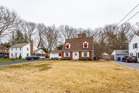 111 Bridle Path Rd, Springfield, MA 01118 photo 3