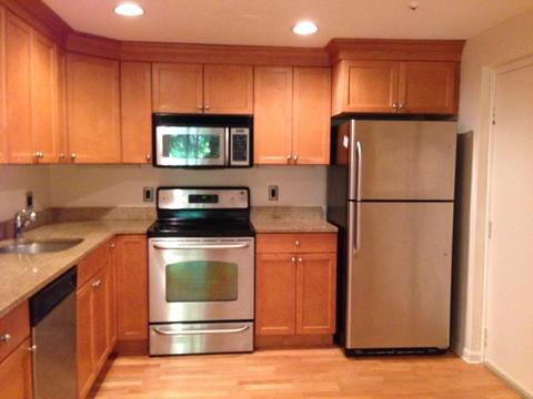 21 Pine St #D, Canton, MA 02021 photo 1
