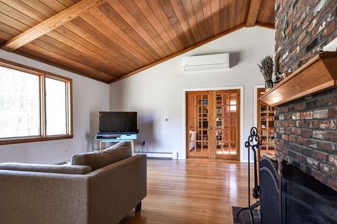 21 Edgewater Dr, Dover, MA 02030 photo 3