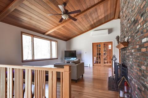 21 Edgewater Dr, Dover, MA 02030 photo 2