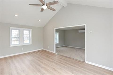 30 Pleasant St, Upton, MA 01568 photo 9