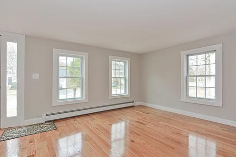 30 Pleasant St, Upton, MA 01568 photo 12