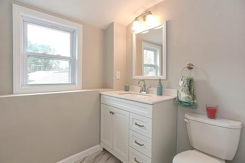 30 Pleasant St, Upton, MA 01568 photo 25