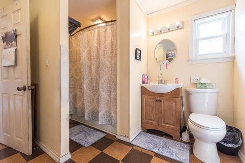 18 Pleasant St, Upton, MA 01568 photo 8
