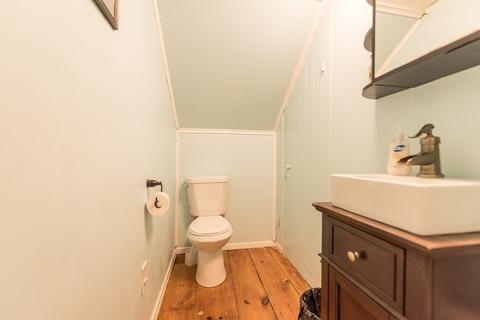 18 Pleasant St, Upton, MA 01568 photo 17