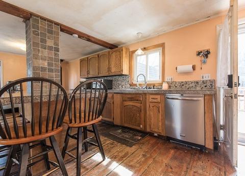 18 Pleasant St, Upton, MA 01568 photo 6