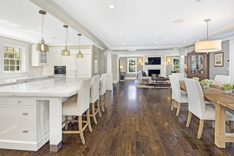 21 Irving St, Hingham, MA 02043 photo 12