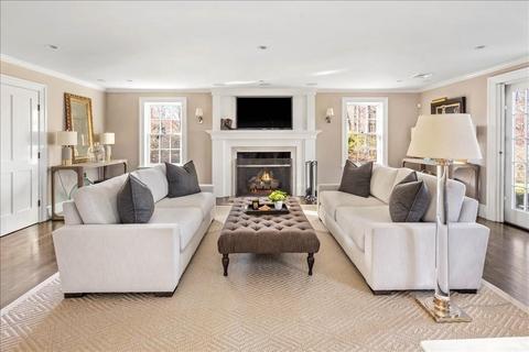 21 Irving St, Hingham, MA 02043 photo 14