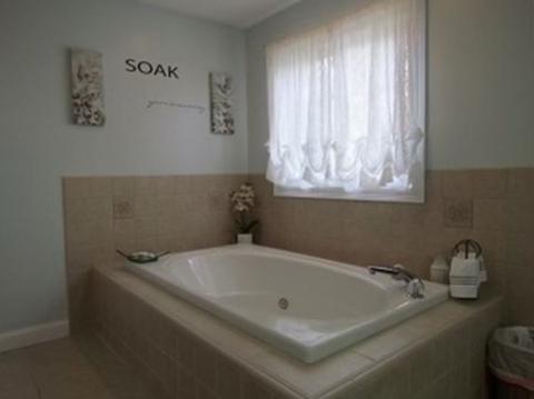 22 Michael Rd, Attleboro, MA 02703 photo 18