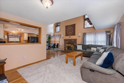 136 Burbank Rd, Sutton, MA 01590 photo 5