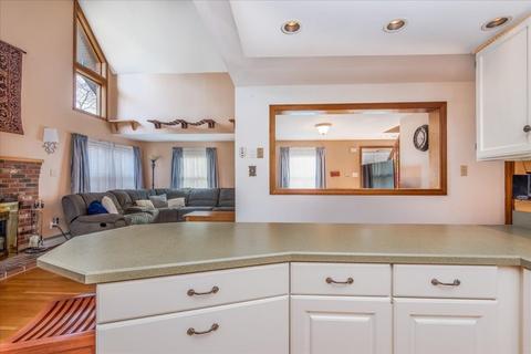 136 Burbank Rd, Sutton, MA 01590 photo 14