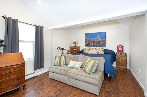 14 Whipple St, Worcester, MA 01607 photo 17