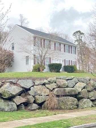 6 Benjamin Ter, Stoneham, MA 02180 photo 3