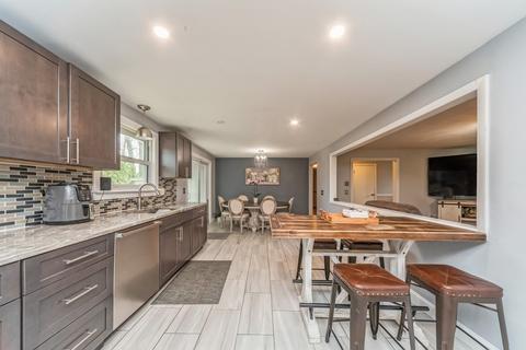 65 Commonwealth Ave, Worcester, MA 01604 photo 6