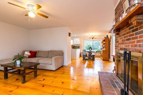 59 N Precinct Rd, Barnstable, MA 02632 photo 6