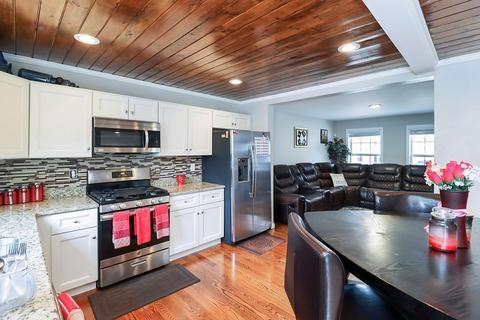 90 Norman St, Springfield, MA 01104 photo 13