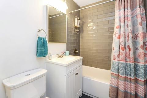 90 Norman St, Springfield, MA 01104 photo 26