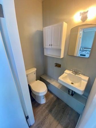 25 Esther St, Worcester, MA 01607 photo 4