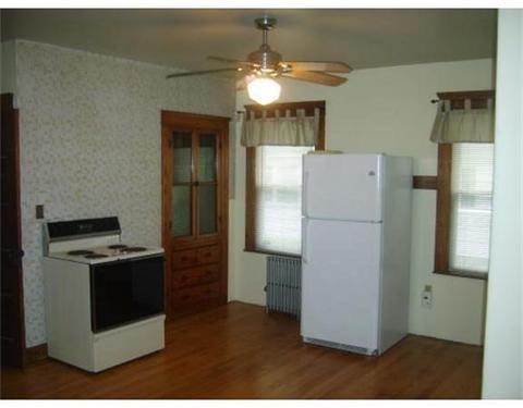 125 Pilgrim Ave, Worcester, MA 01604 photo 11