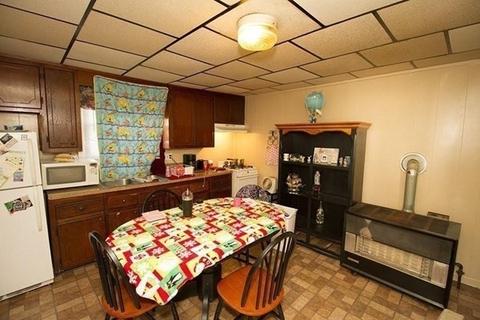 262 Wilbur St, Fall River, MA 02724 photo 8