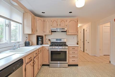 9 Old Shepard St, Canton, MA 02021 photo 9