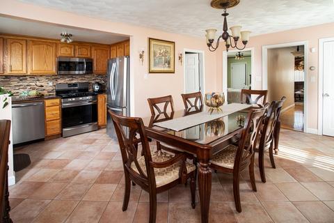 101 Kilburn St, Fall River, MA 02724 photo 6