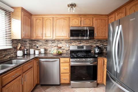 101 Kilburn St, Fall River, MA 02724 photo 9