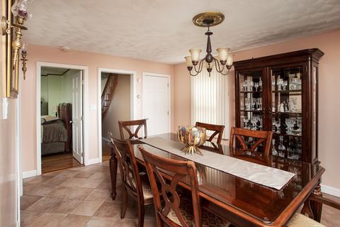 101 Kilburn St, Fall River, MA 02724 photo 12