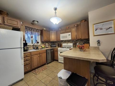311 Fifth #1B, Fall River, MA 02721 photo 6