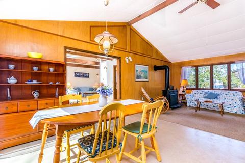 90 Edgewater Dr, Wareham, MA 02571 photo 9