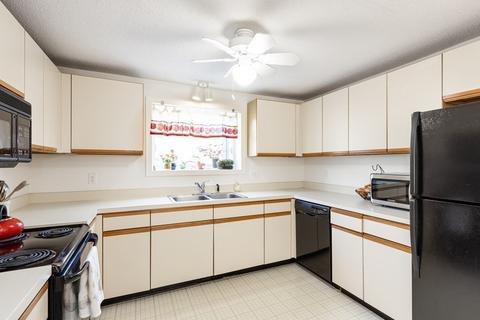 126 Shellback Way #126, Mashpee, MA 02649 photo 14