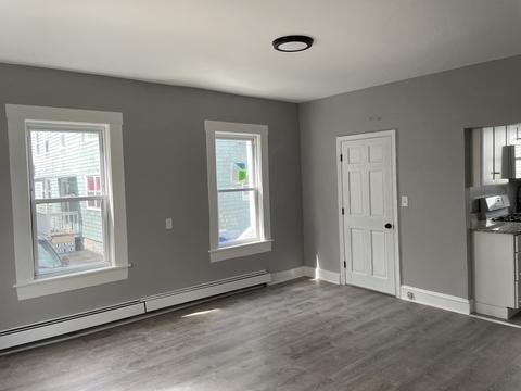 518 Fourth St, Fall River, MA 02721 photo 9